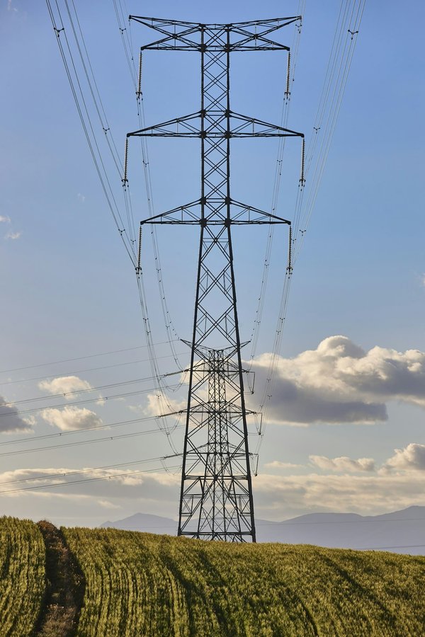 Produire son électricité : les éléments clés d'un kit complet